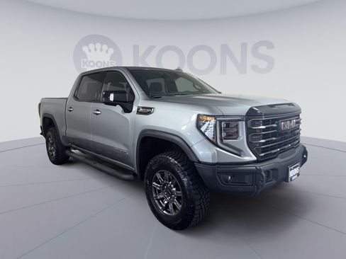 Used 2025 GMC Sierra 1500 AT4X AWD/4WD image 10