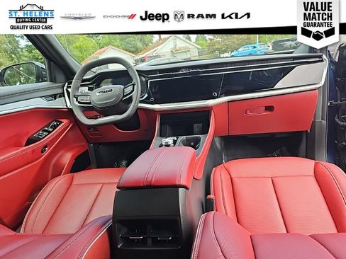 Used 2024 Jeep Wagoneer Launch Edition AWD/4WD image 28