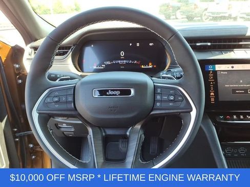 New 2026 Jeep Grand Cherokee Limited AWD/4WD image 18
