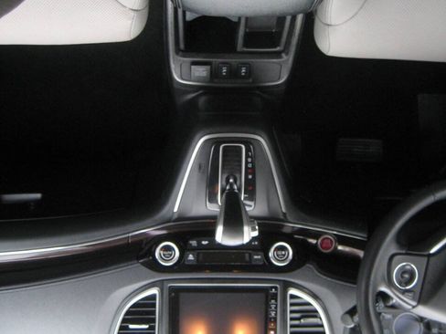 Used 2015 Honda CR-V EX-L image 11