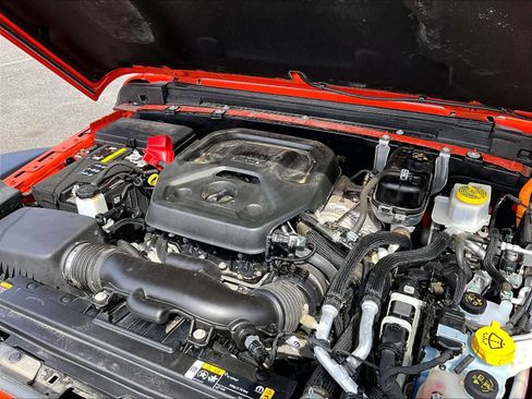 Used 2023 Jeep Wrangler Unlimited Rubicon 4xe AWD/4WD image 32