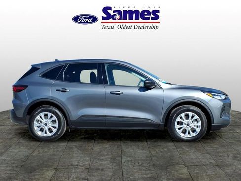 Used 2026 Ford Escape Active FWD image 2