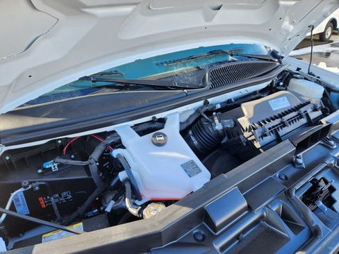 New 2025 Chevrolet Express 4500 4500 Series image 33