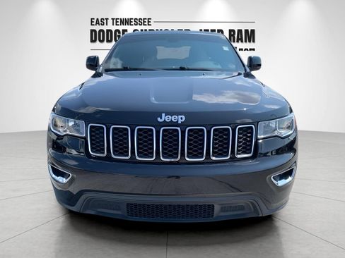 Used 2021 Jeep Grand Cherokee Laredo image 9