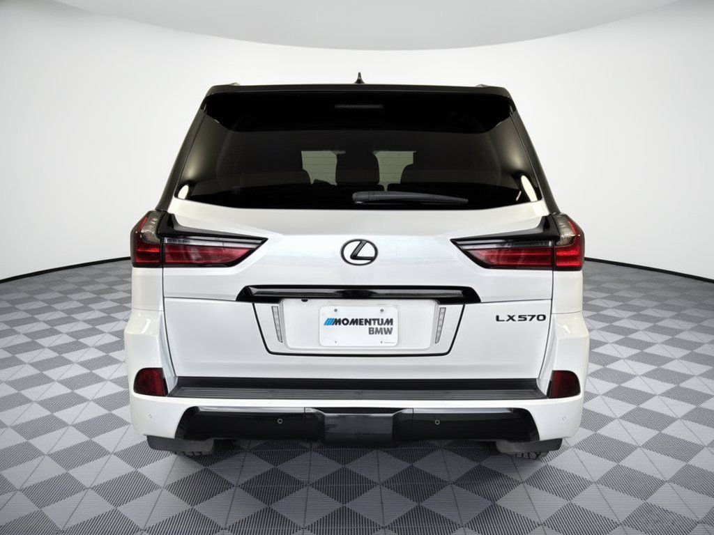 Used 2018 Lexus LX 570 4WD w/ Luxury Package image 11