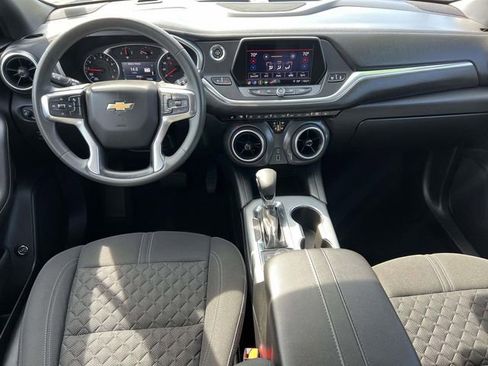 Used 2021 Chevrolet Blazer LT AWD/4WD image 14