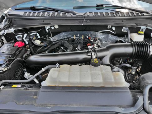 Used 2024 Lincoln Navigator L Reserve AWD/4WD image 32