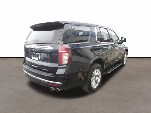 Used 2021 Chevrolet Tahoe Premier w/ Premium Package AWD/4WD image 5