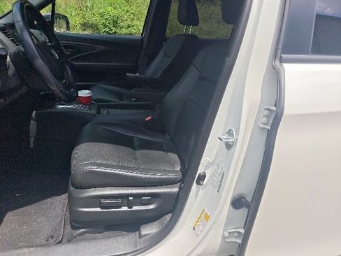 Used 2023 Honda Passport EX-L image 9