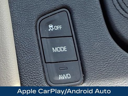 Used 2018 Cadillac XT5 AWD image 17