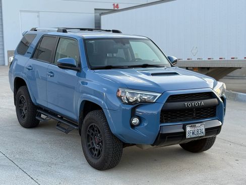 Used 2018 Toyota 4Runner TRD Pro AWD/4WD image 11