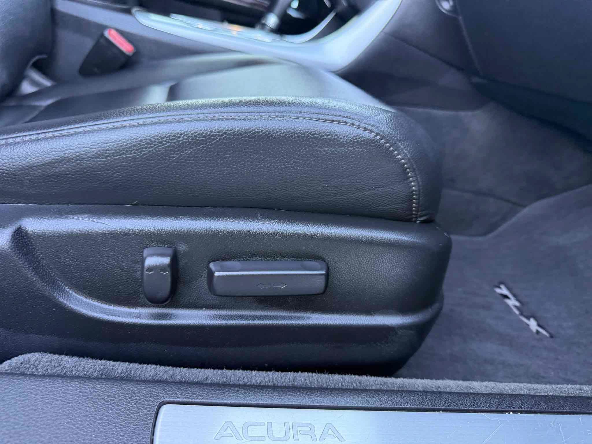 Used 2016 Acura TLX FWD image 44