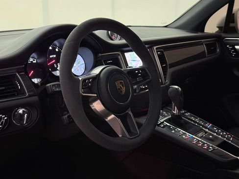 Used 2018 Porsche Macan GTS AWD/4WD image 24