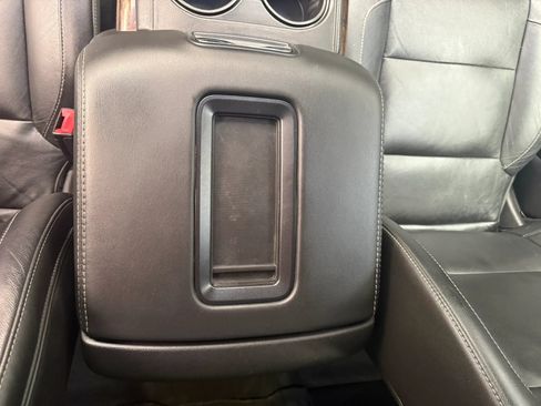 Used 2015 Chevrolet Tahoe LT AWD/4WD image 20