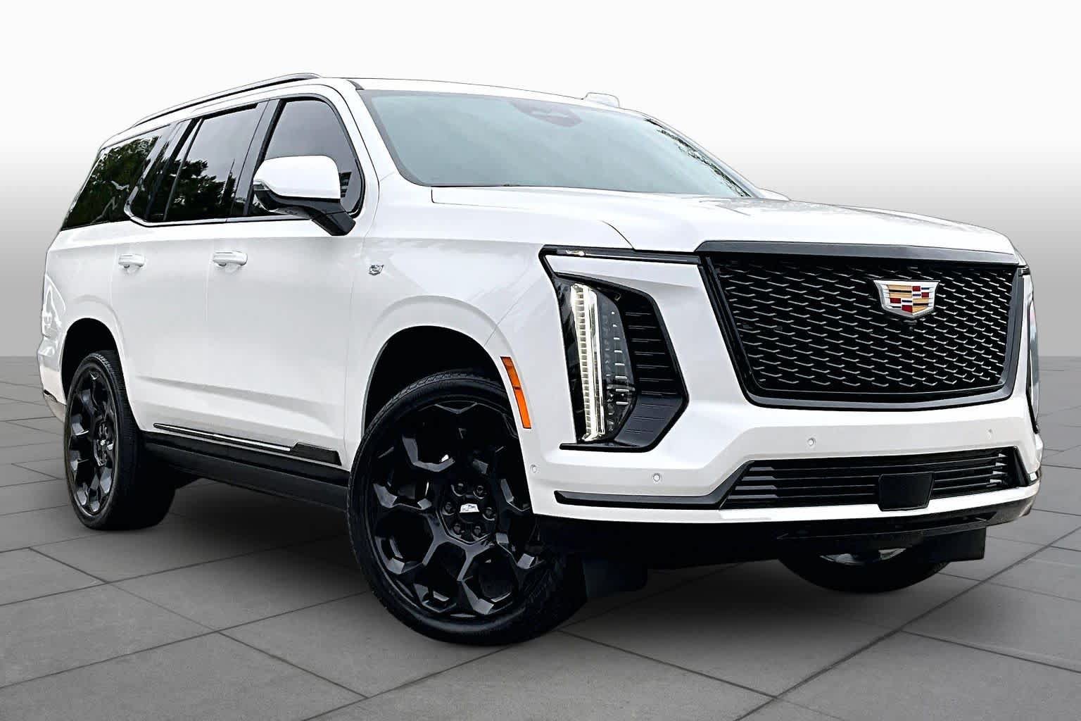 Used 2025 Cadillac Escalade Sport Platinum AWD/4WD image 2