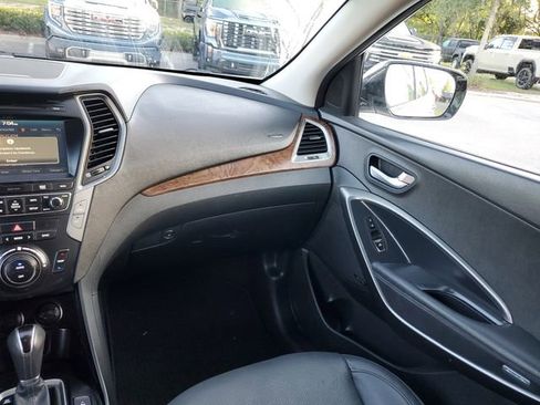 Used 2018 Hyundai Santa Fe Sport FWD image 15