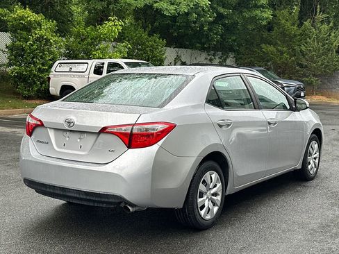 Used 2016 Toyota Corolla LE FWD image 4