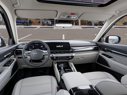 New 2025 Kia Telluride S FWD image 14