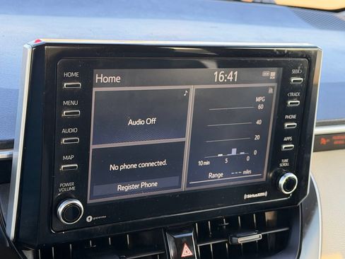 Used 2021 Toyota Corolla LE FWD image 24