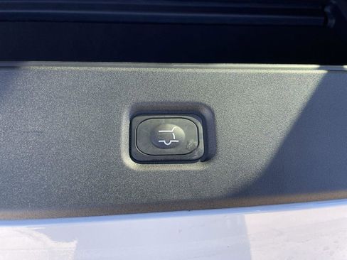 New 2025 Ford Expedition Active image 49