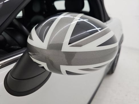 Used 2014 MINI Cooper Roadster FWD image 39