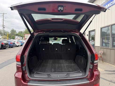 Used 2019 Jeep Grand Cherokee High Altitude AWD/4WD image 8