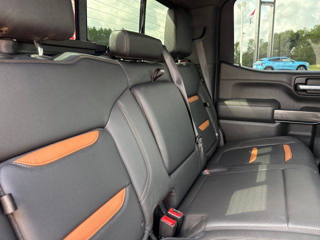 Used 2022 GMC Sierra 1500 AT4 w/ AT4 Premium Package AWD/4WD image 14