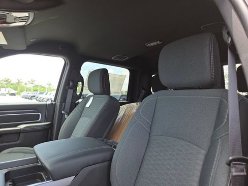 New 2026 RAM 3500 Big Horn AWD/4WD image 26
