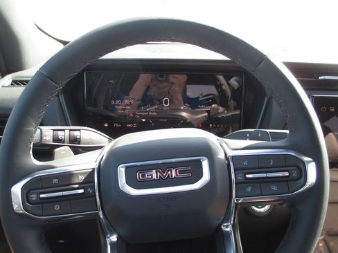 New 2026 GMC Terrain Elevation w/ Elevation Premium Package AWD/4WD image 16