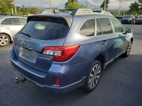 Used 2016 Subaru Outback 2.5i Limited AWD/4WD image 4