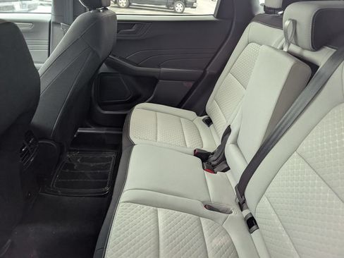 Used 2023 Ford Escape Active FWD image 7
