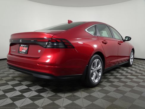 New 2025 Honda Accord LX image 3