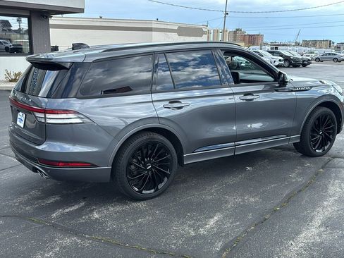 Used 2025 Lincoln Aviator Reserve w/ Jet Appearance Package AWD/4WD image 11