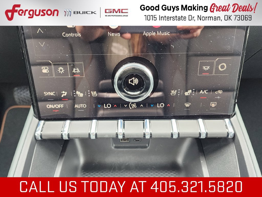 New 2027 GMC Terrain AT4 w/ Convenience Package III AWD/4WD image 31