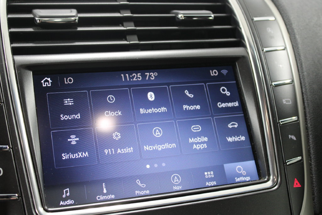 Used 2020 Lincoln Nautilus Reserve w/ Equipment Group 201A FWD image 62