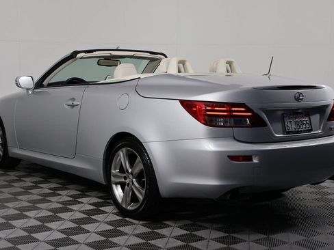 Used 2012 Lexus IS 250C RWD image 7