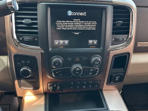 Used 2015 RAM 3500 Laramie Longhorn image 18