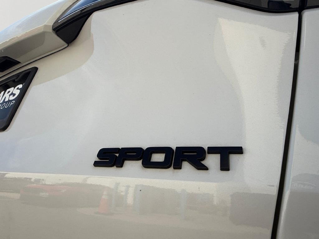 Certified 2025 Honda HR-V Sport image 31
