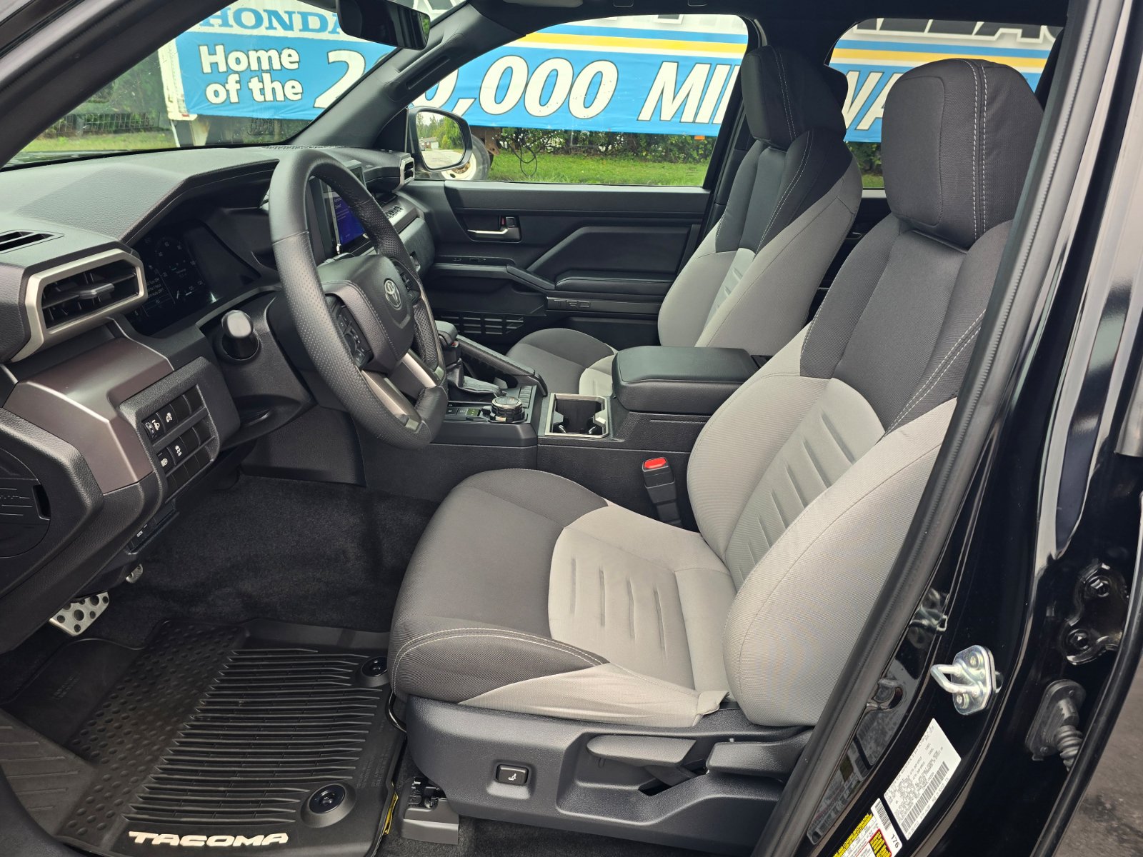 Used 2026 Toyota Tacoma TRD Sport AWD/4WD image 14