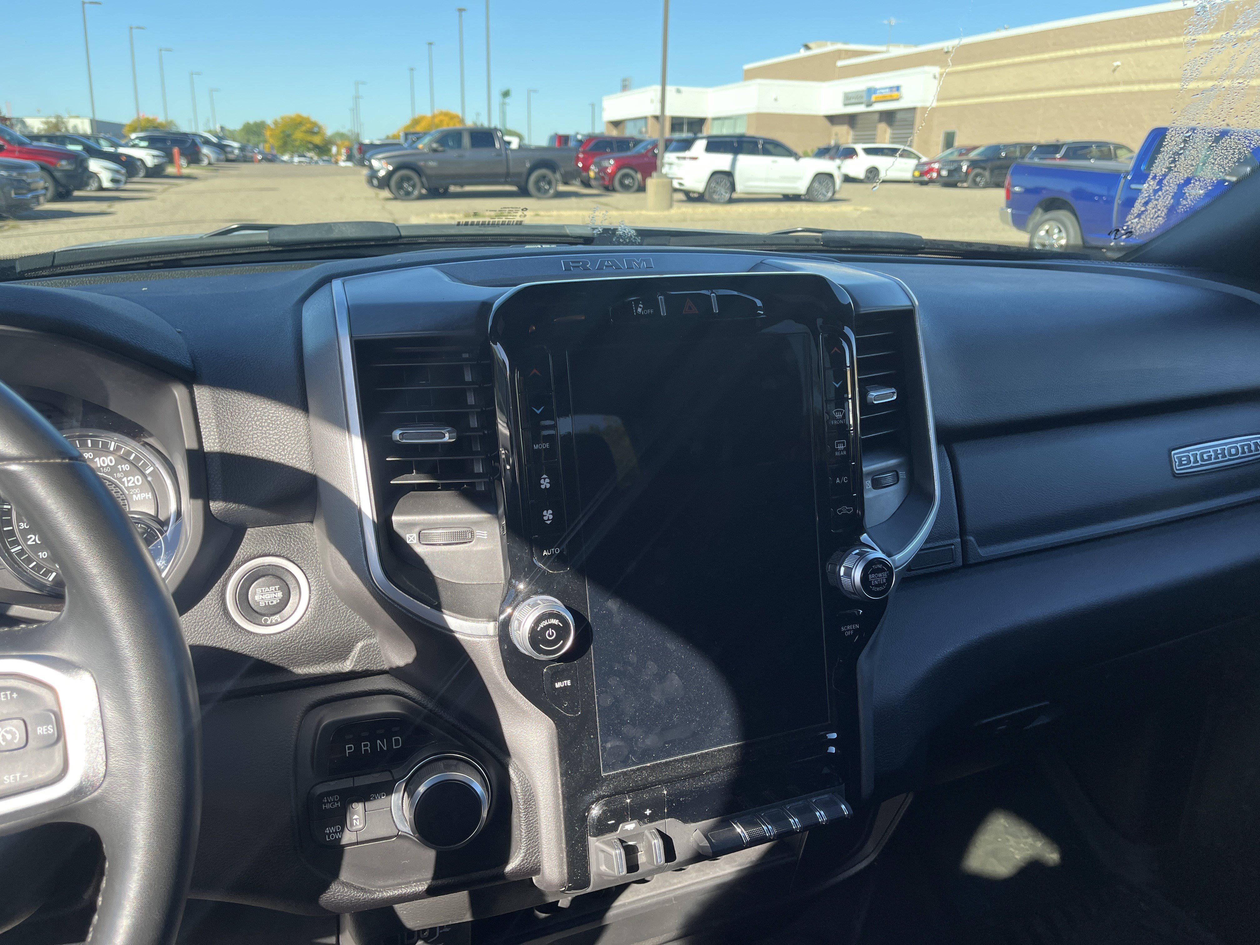 Used 2024 RAM 2500 Big Horn w/ Safety Group AWD/4WD image 10