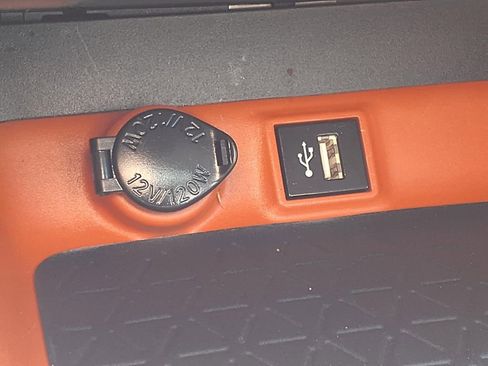 Used 2024 Toyota RAV4 Adventure image 14