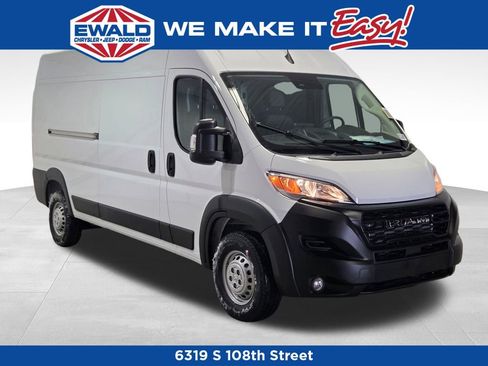 New 2026 RAM ProMaster 2500 w/ Premium Convenience Group image 1