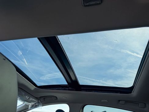 New 2026 Nissan Murano SL image 9