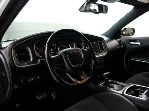 Used 2020 Dodge Charger Scat Pack RWD image 4
