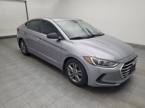 Used 2017 Hyundai Elantra SE FWD image 13