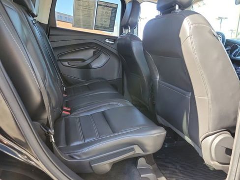 Used 2019 Ford Escape SEL image 23