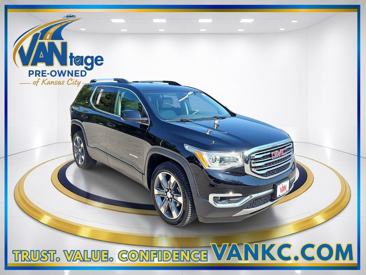 Used 2017 GMC Acadia SLT AWD/4WD image 3
