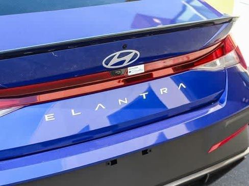 Certified 2025 Hyundai Elantra Sport FWD image 14