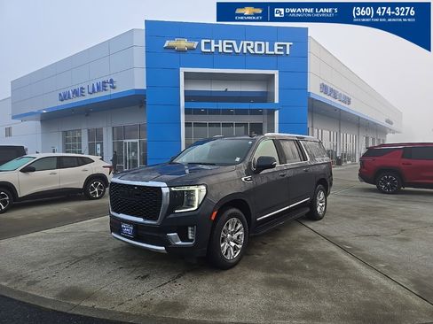 Used 2021 GMC Yukon XL Denali image 1