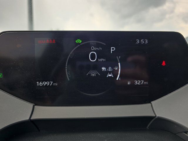 Used 2025 Toyota Prius LE FWD image 21